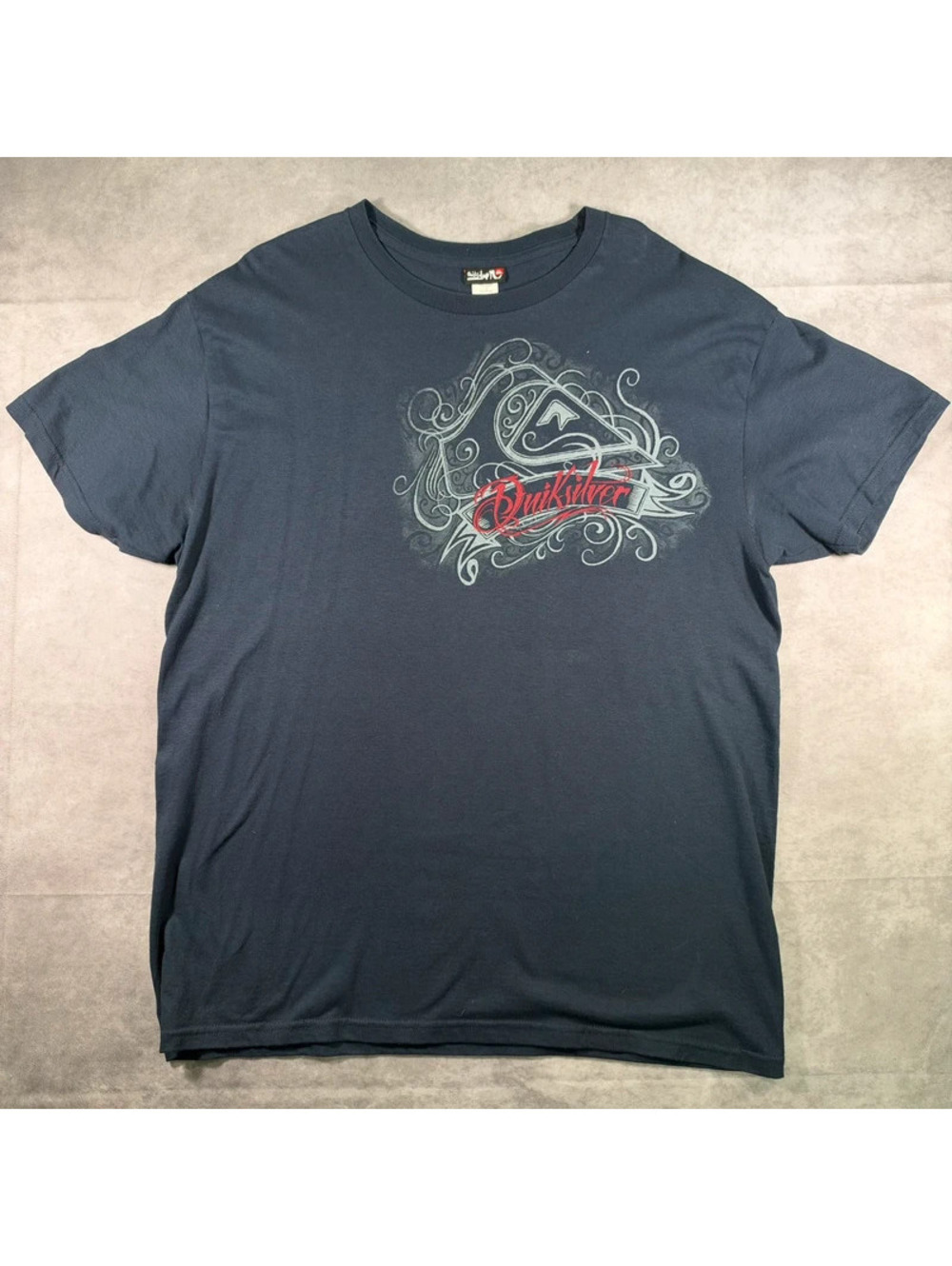 Vintage Quiksilver Filigree Mountain Wave Logo T-Shirt Navy Blue Mens Size L